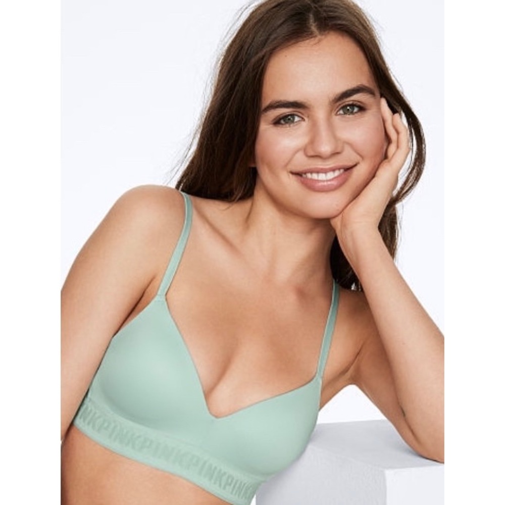 Wear Everywhere Wireless Lightly Lined Pink Bra
